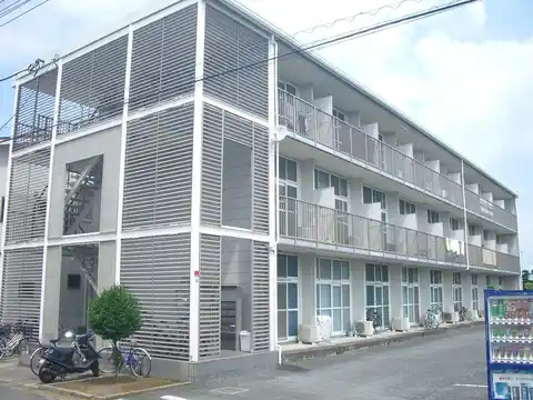 レオパレスミラノ
