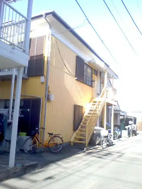 榎本ハイツ
