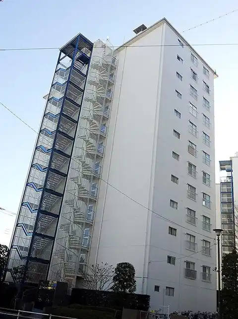 西八王子ハイツD棟
