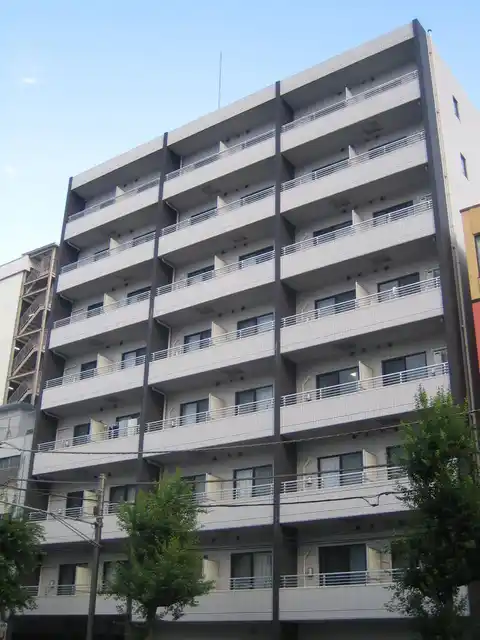 Le'a横濱吉野町駅前