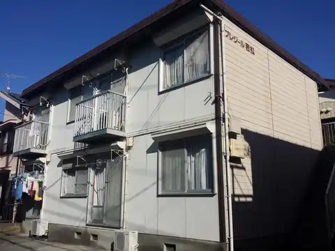プレジール若松