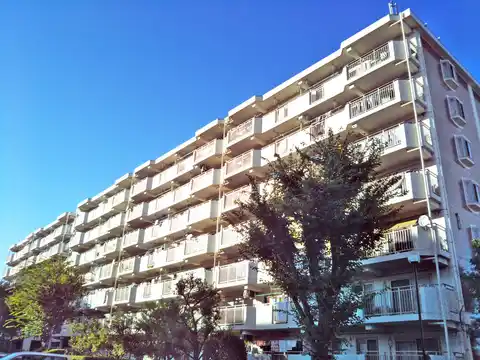富岡エステート1号棟