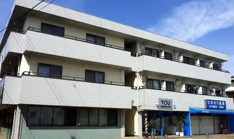 駅前フラット