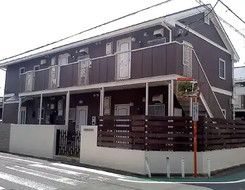 ファミールA
