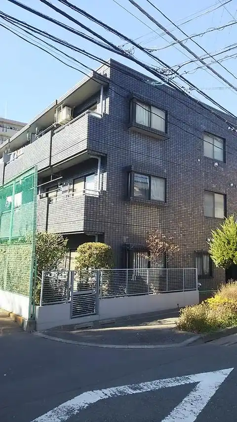 稲山壱番館