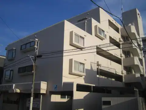 サンダーニックハイム井土ヶ谷