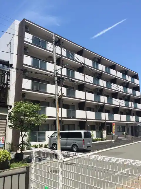 ライブ・トピア子安東館