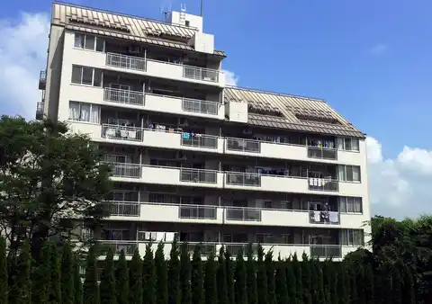 UR都市機構長池公園せせらぎ通り南2-46-2号棟