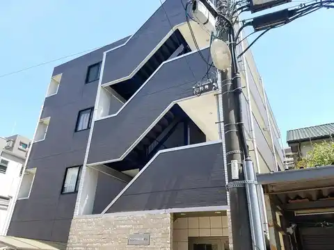 RACHA行徳駅前