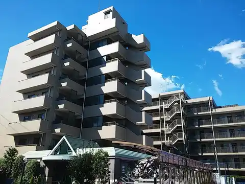 大倉山北パーク・ホームズ弐番館