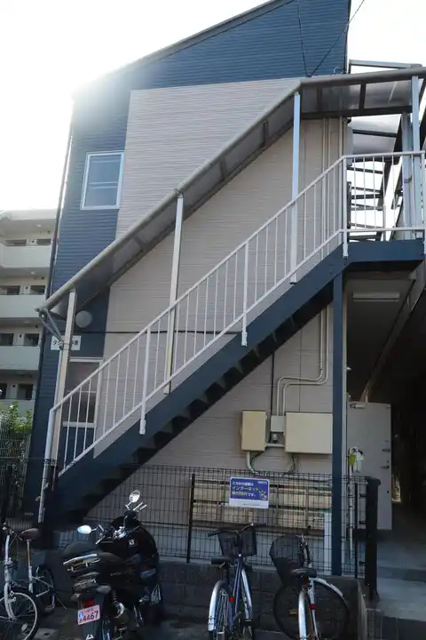 ダグラス中原