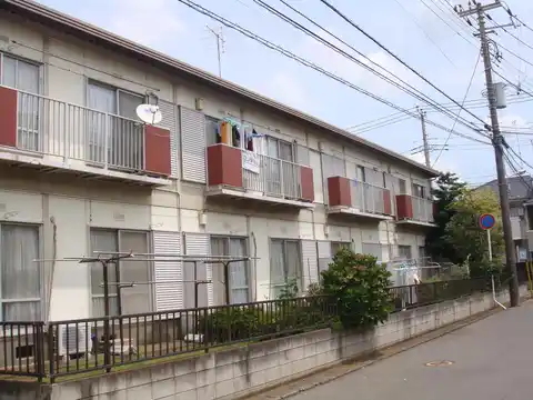 コーポ山茶花A棟