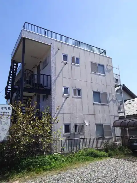 ハイツウェルス