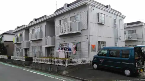タウンハウスB