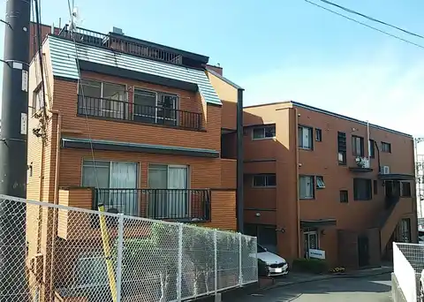 バロン妙蓮寺