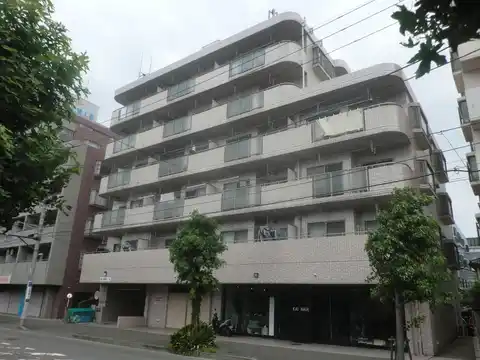 ファミーユ・ラスタ