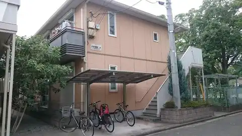 シャーメゾン・フィオーレA棟