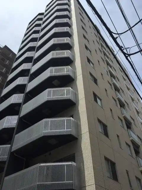 プレミスト調布駅前ブリリアントプレイス