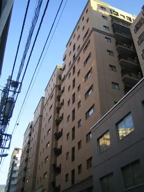 クイーンズパレス東京中央