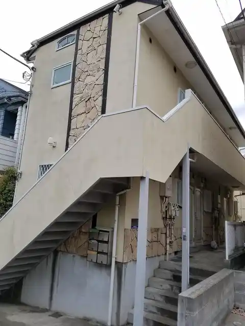 メゾン・ラ・ジュネス
