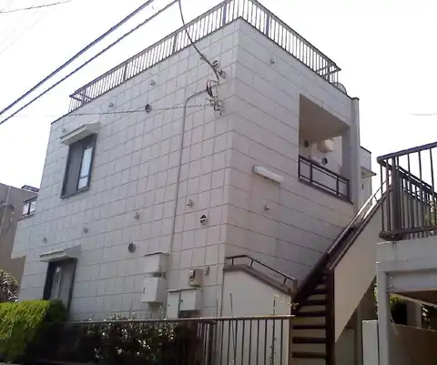 メゾンアイラ
