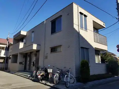 プレジオ上青木西