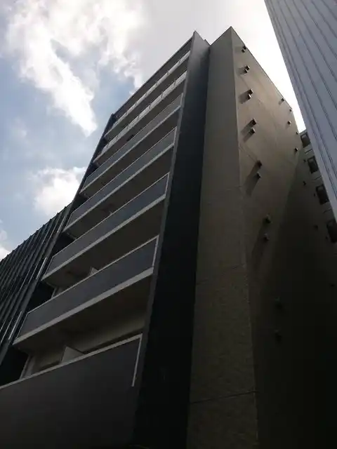 ジェイ・エス・ティ横浜東