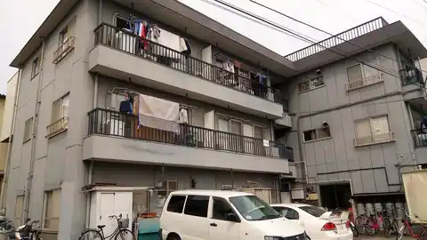 和伸ハイツ