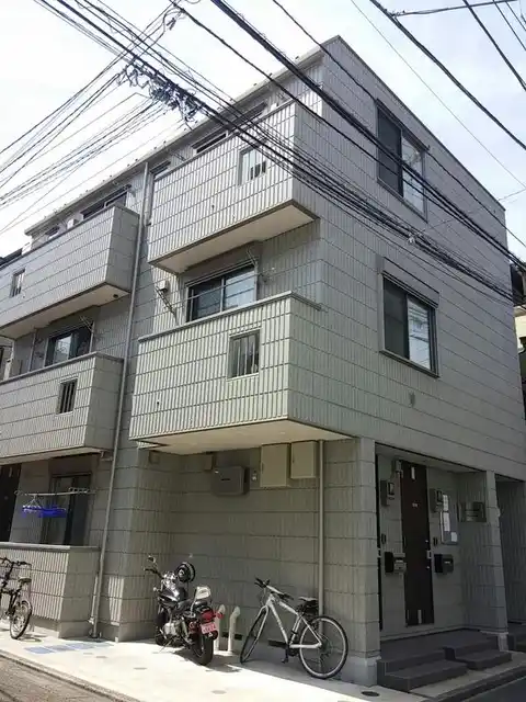 メゾンユキナ