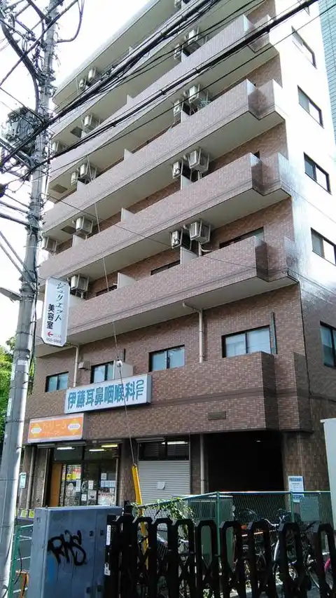 クレール読売ランド前