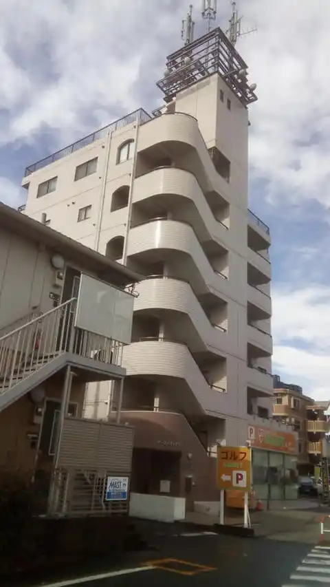 イーストキャピタル