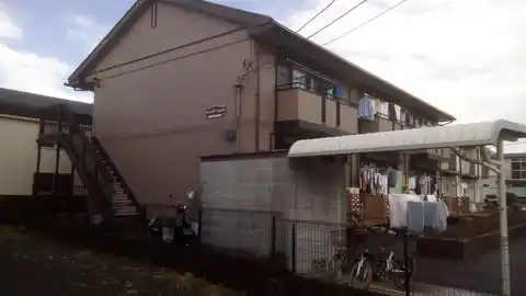 ウイングパレス