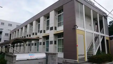 レオパレスエスポワール