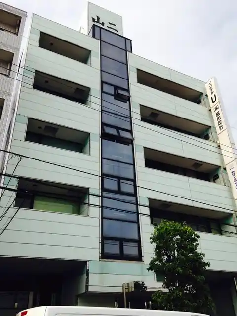 インテルウラワ