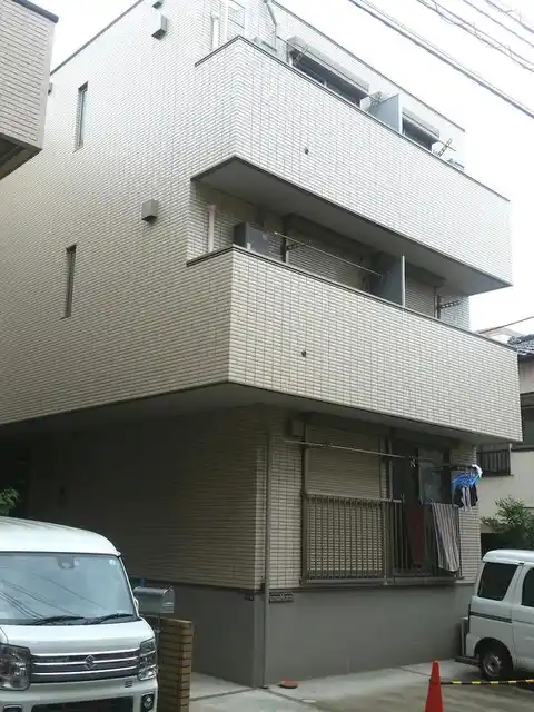 ヴィラウィステリア