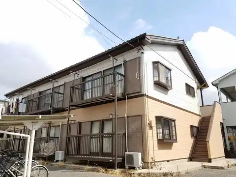 サンハイツイナホ