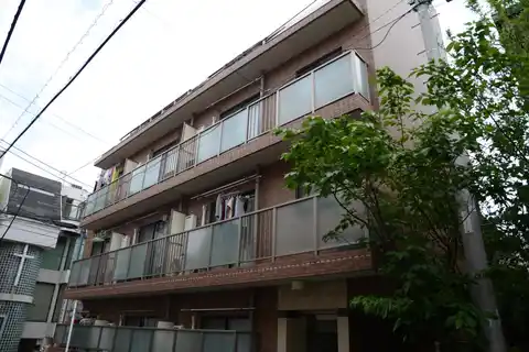 アローンヒルズ