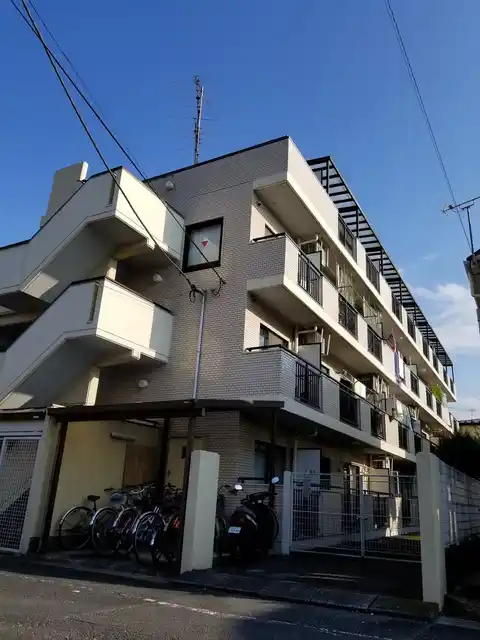 サンノーブル小作壱番館