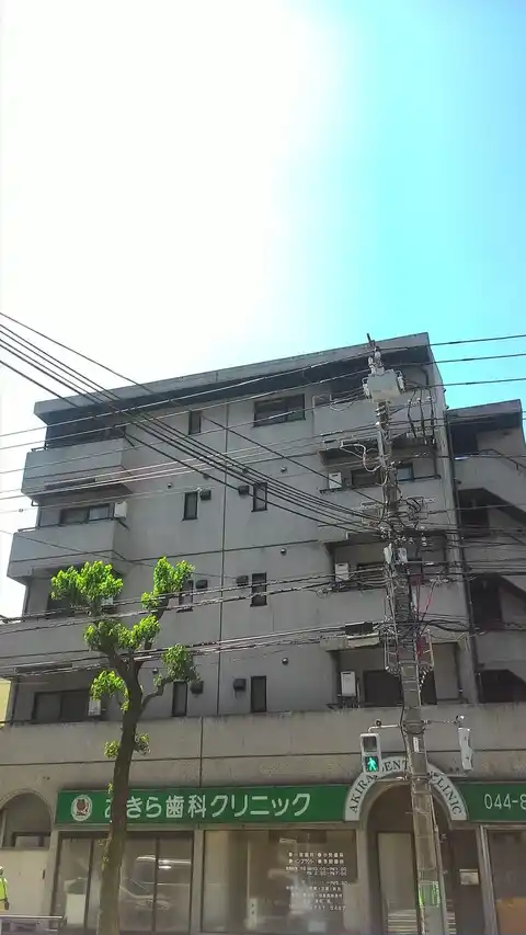 ウィステリア