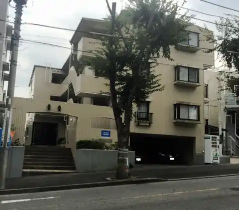ファミール柿の木台