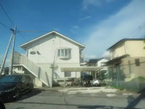クレストメゾンB棟