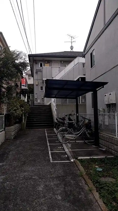 セピアコートB