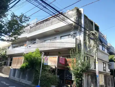 アパートメントMONNA
