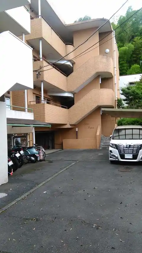 トパーズパレス