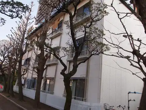 トリヴァンベール千住