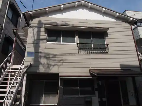 ビバリーアイ