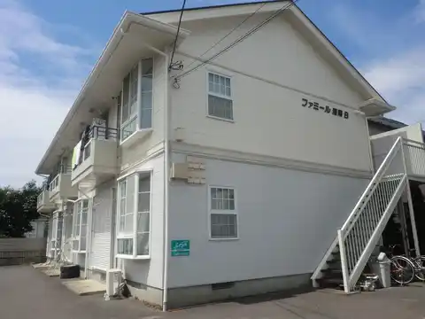 ファミール湘南B