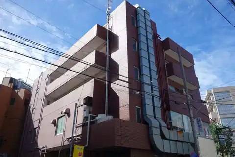 ファミール高津