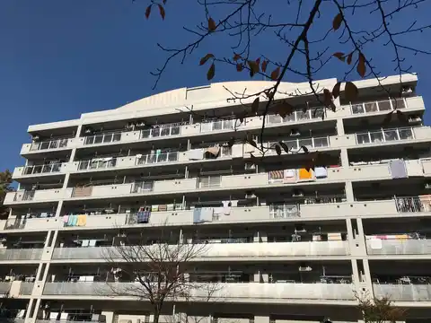 UR都市機構戸田団地3号棟