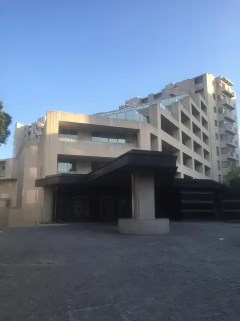 アリュールゼームス坂